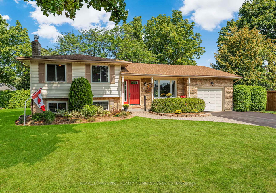 2-southgate-circle-niagara-on-the-lake-ontario-x12396276