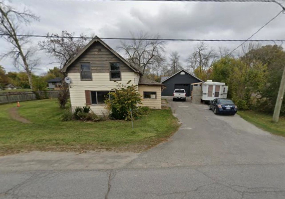 794-county-road-28-prince-edward-county-ontario-x12396286