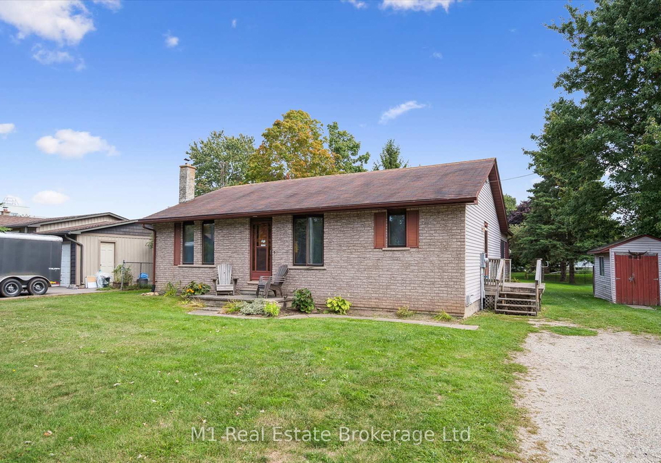 33-19-side-road-centre-wellington-ontario-x12396336