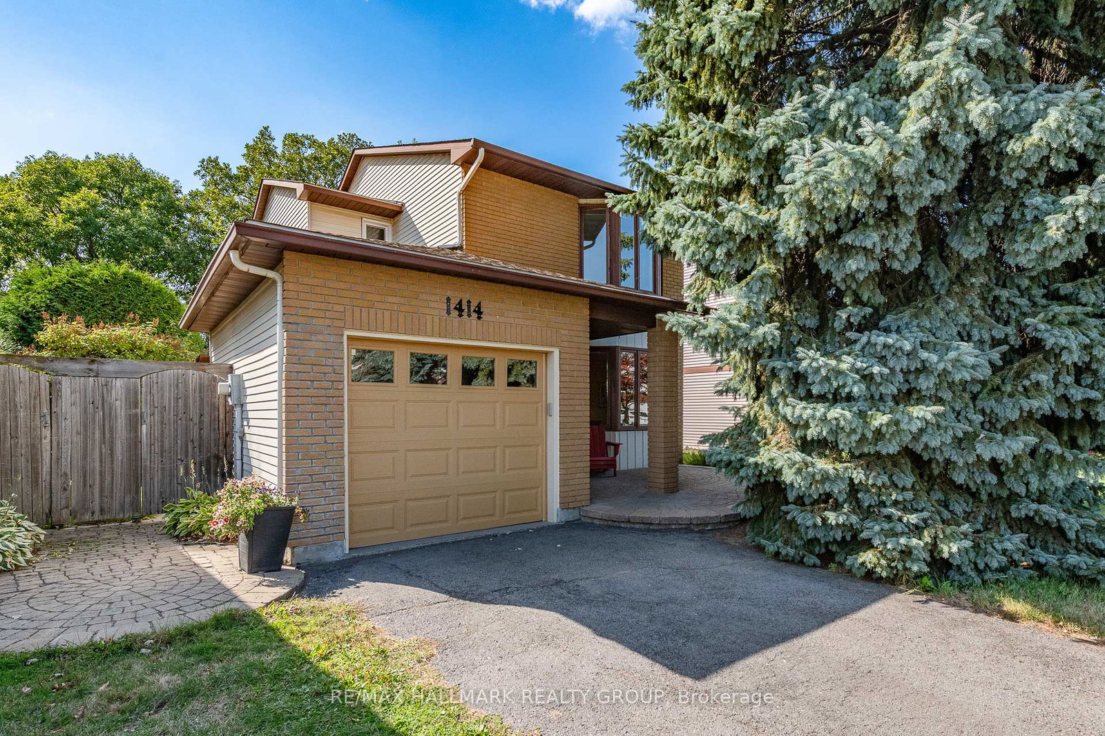 1414-eastcliffe-way-ottawa-ontario-x12396623