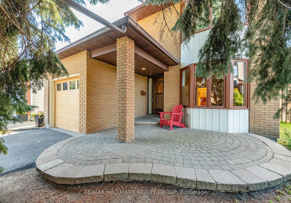 1414-eastcliffe-way-ottawa-ontario-x12396623