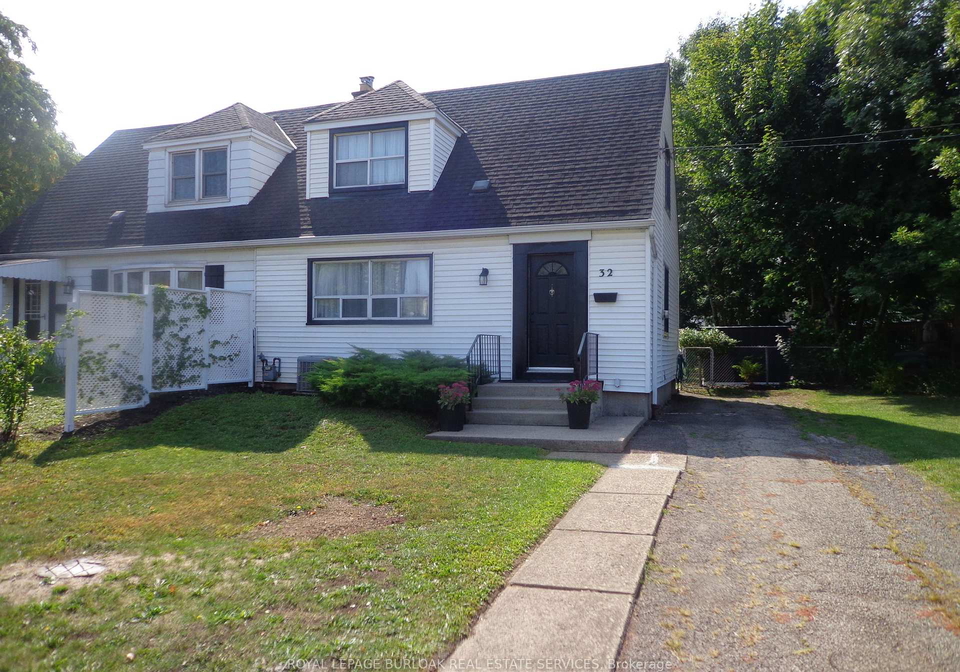 32-grimsby-avenue-hamilton-ontario-x12396626