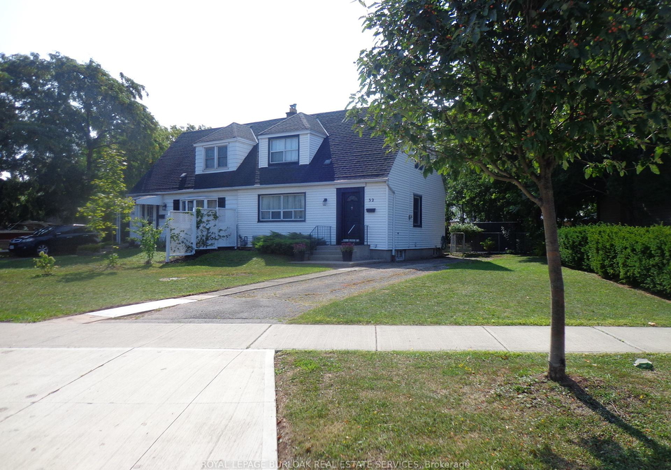 32-grimsby-avenue-hamilton-ontario-x12396626