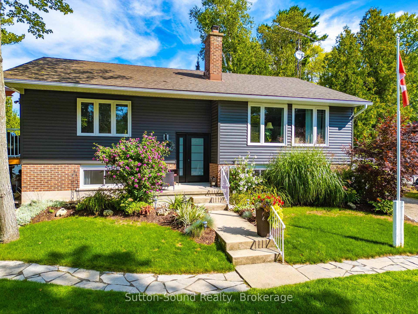 403-simcoe-avenue-south-bruce-peninsula-ontario-x12396640