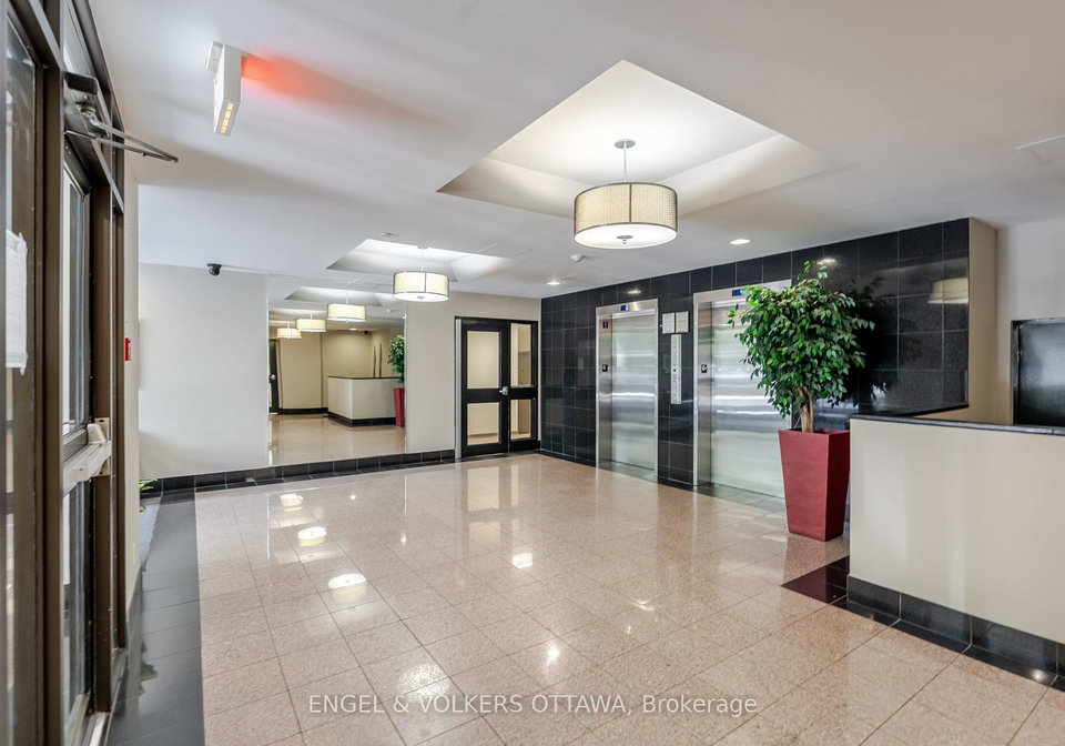 110-forward-avenue-ottawa-ontario-x12396648