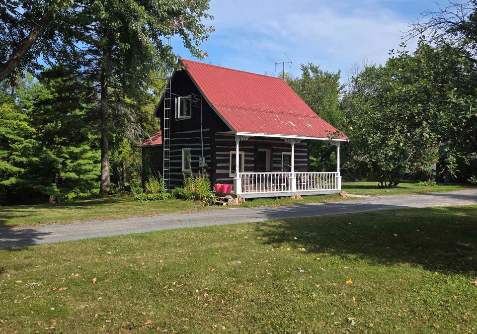 2828-n-con10-n-mississippi-mills-ontario-x12396707