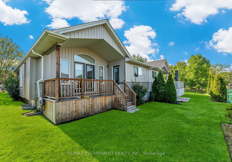 10-sunnydale-court-west-lincoln-ontario-x12396731