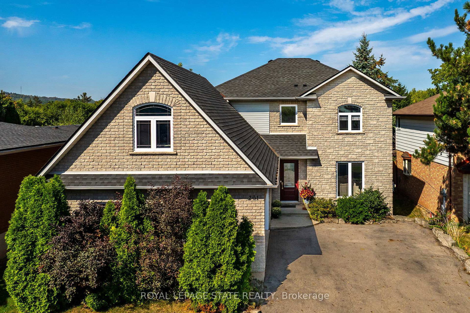 201-jones-road-hamilton-ontario-x12396733
