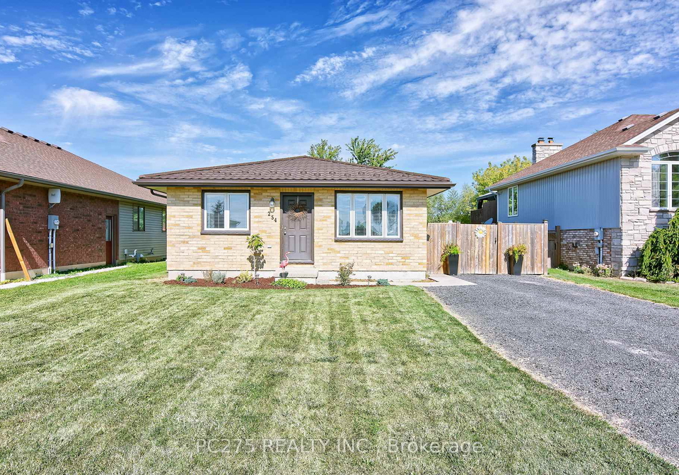 254-south-street-southwest-middlesex-ontario-x12396885