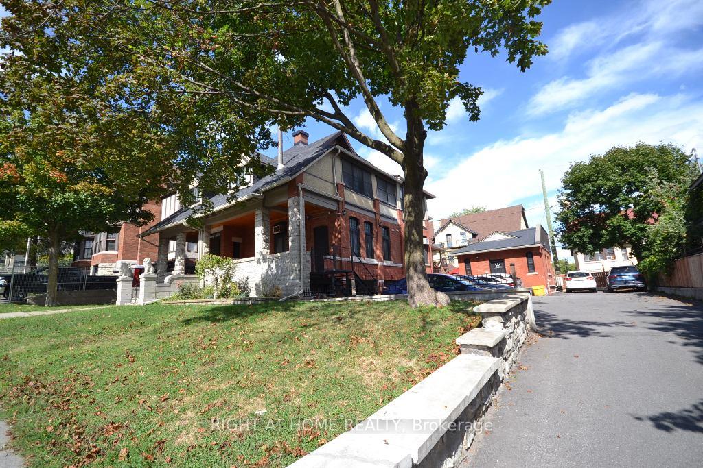 17-marlborough-avenue-ottawa-ontario-x12396985