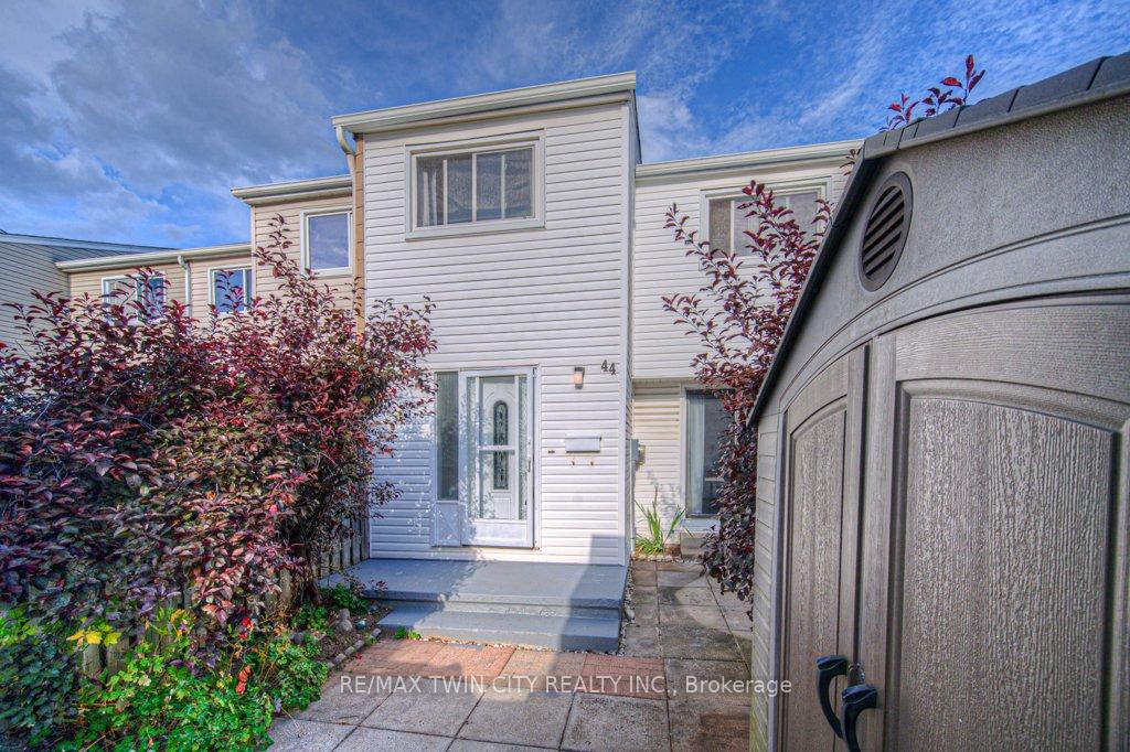 44-frobisher-court-cambridge-ontario-x12397053