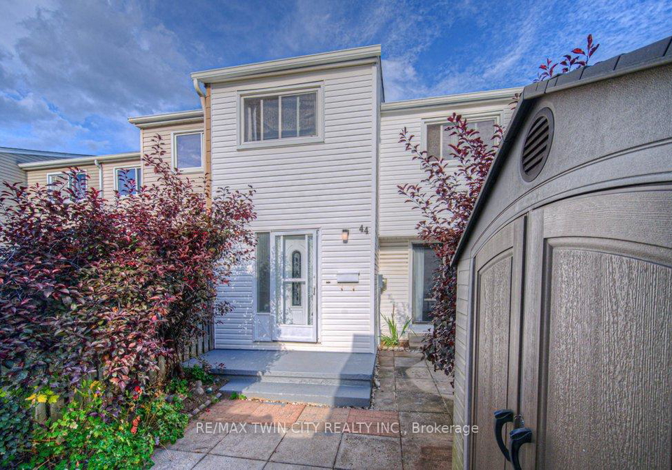 44-frobisher-court-cambridge-ontario-x12397053