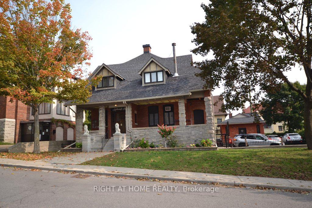 17-marlborough-avenue-ottawa-ontario-x12397082