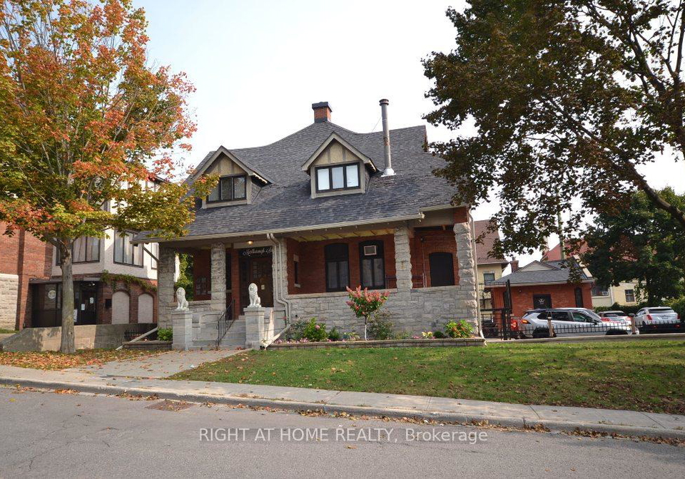 17-marlborough-avenue-ottawa-ontario-x12397082