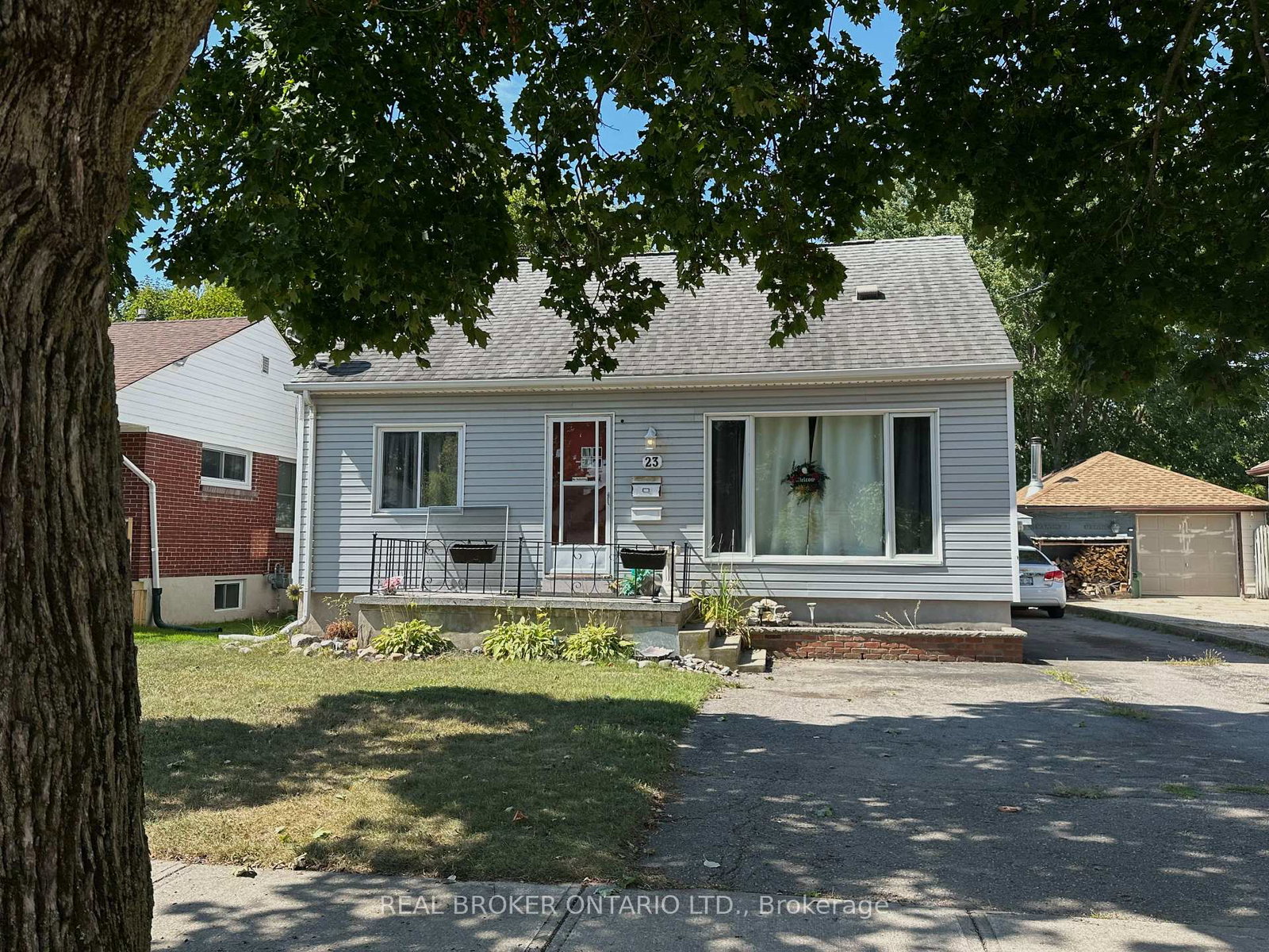 23-giles-street-london-east-ontario-x12397203
