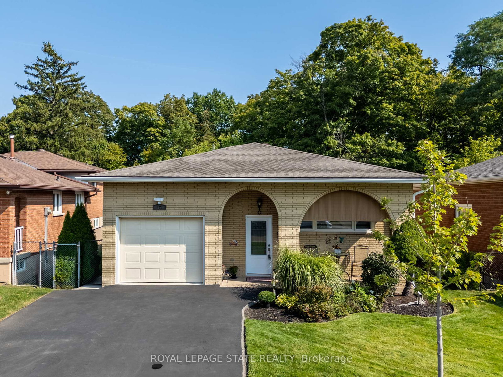 33-pinard-street-hamilton-ontario-x12397328