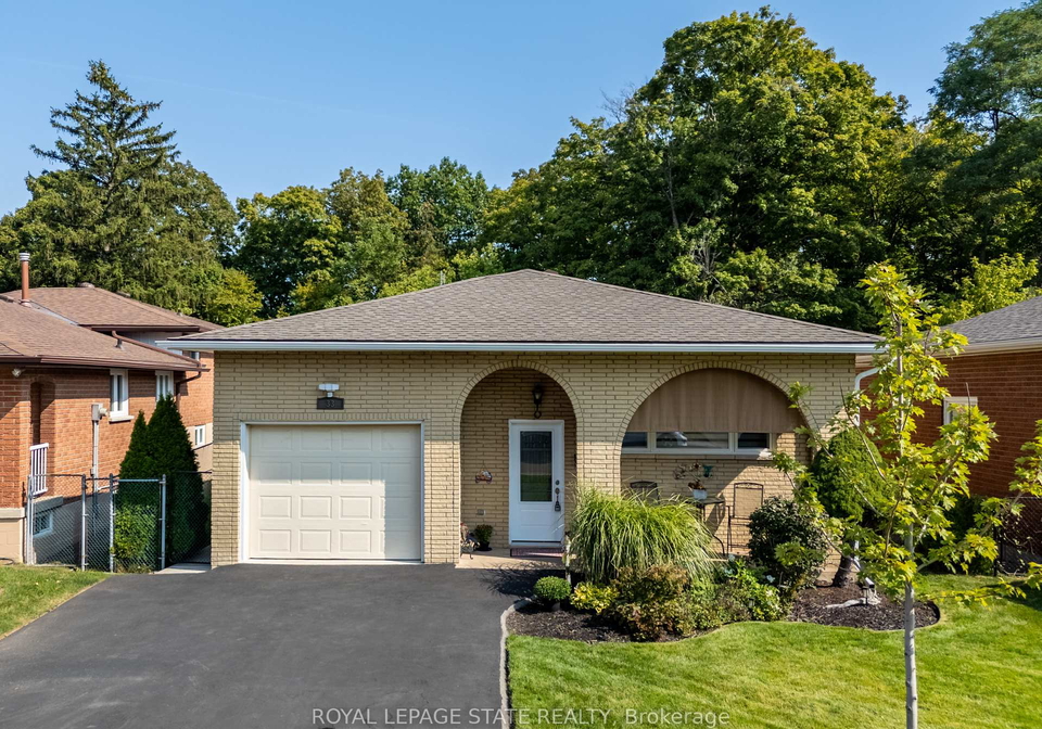 33-pinard-street-hamilton-ontario-x12397328