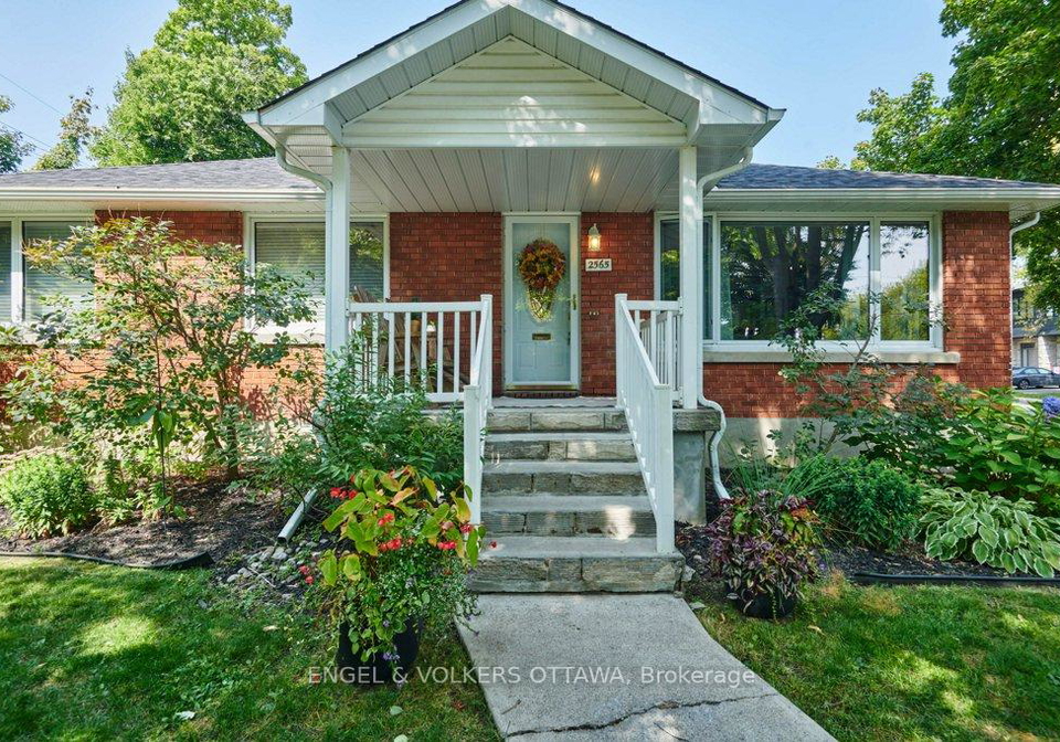 2565-elmhurst-street-ottawa-ontario-x12397352