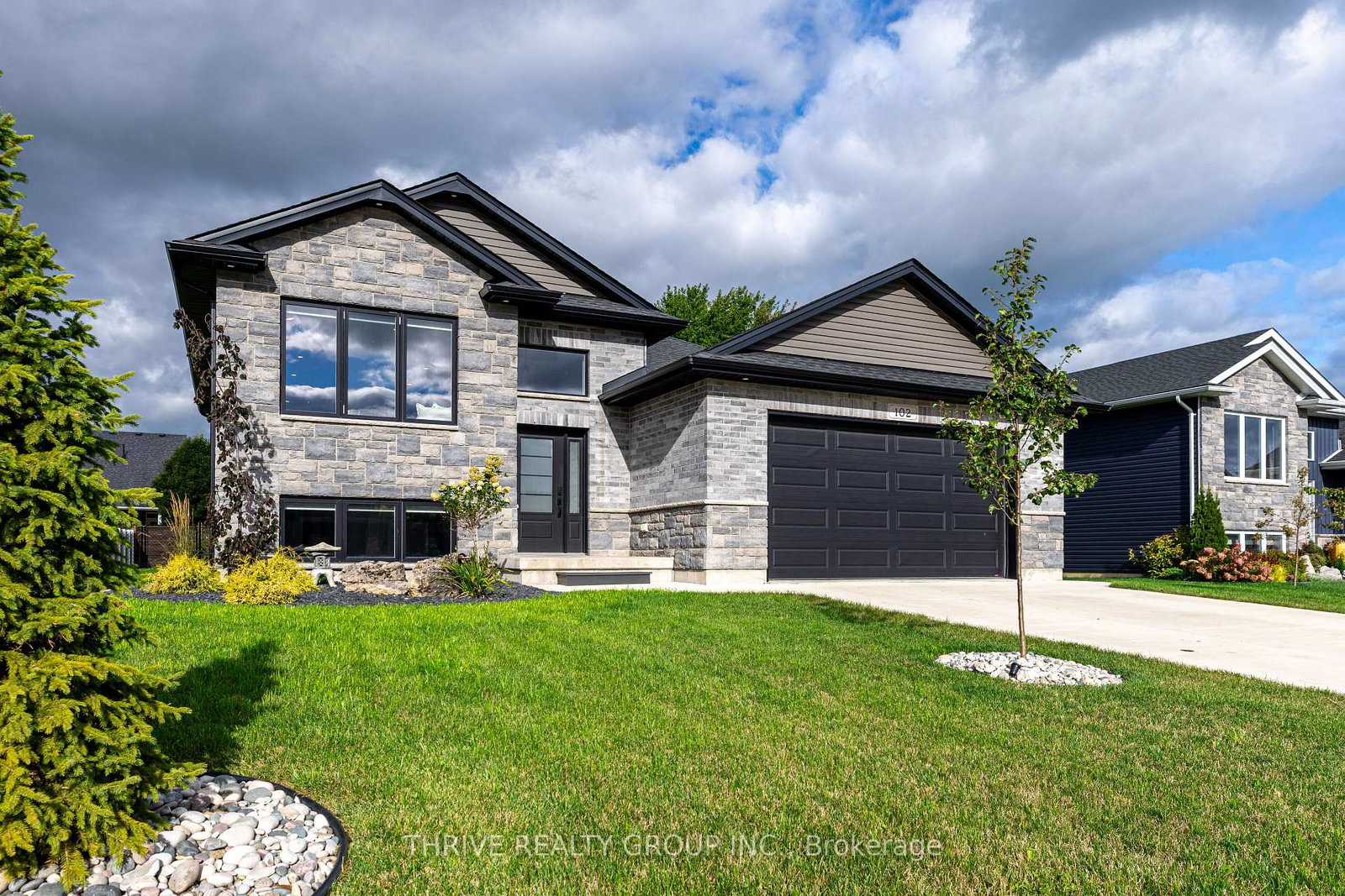 102-phibbs-street-lambton-shores-ontario-x12397472