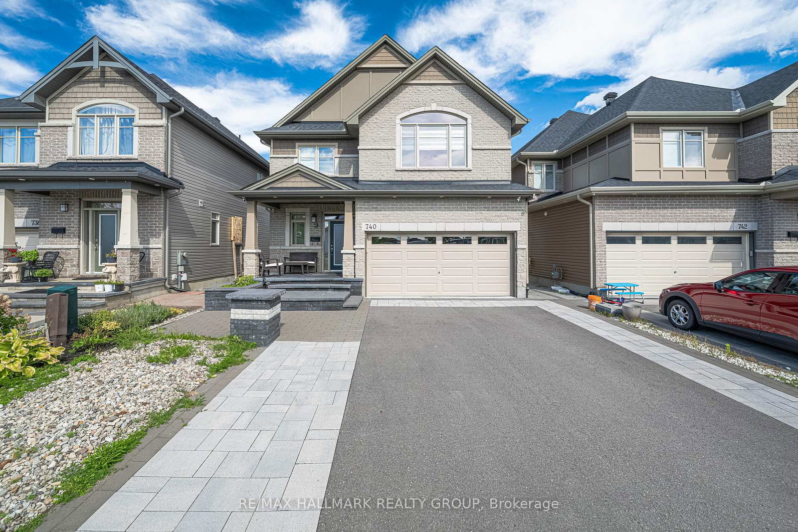 740-fiddlehead-street-ottawa-ontario-x12397511
