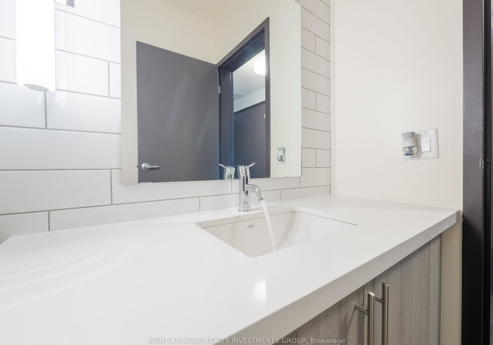 121-king-street-e-hamilton-ontario-x12397643