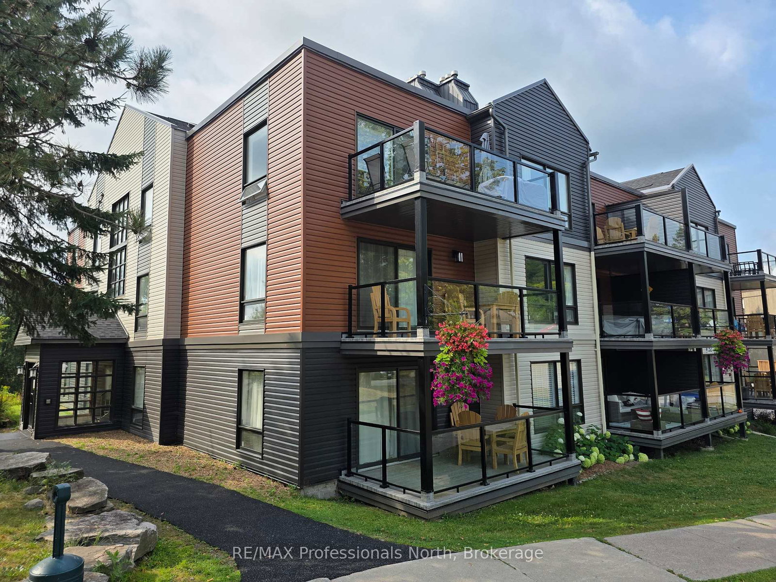 1235-deerhurst-drive-huntsville-ontario-x12397802