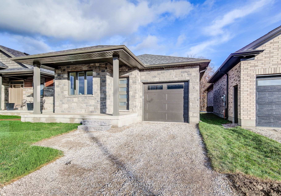 27-tupelo-crescent-woolwich-ontario-x12397819