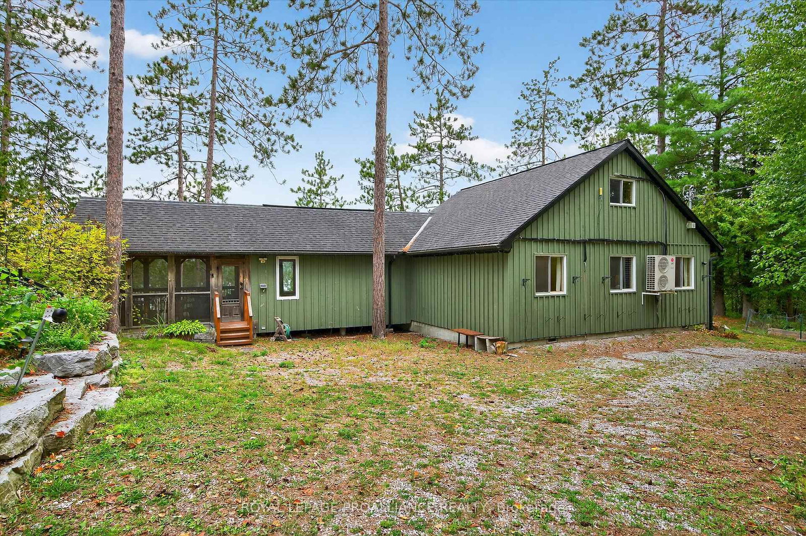 1051-tapoke-lane-minden-hills-ontario-x12397836