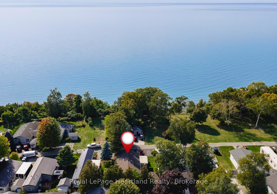 42-iroquois-lane-ashfield-colborne-wawanosh-ontario-x12397947
