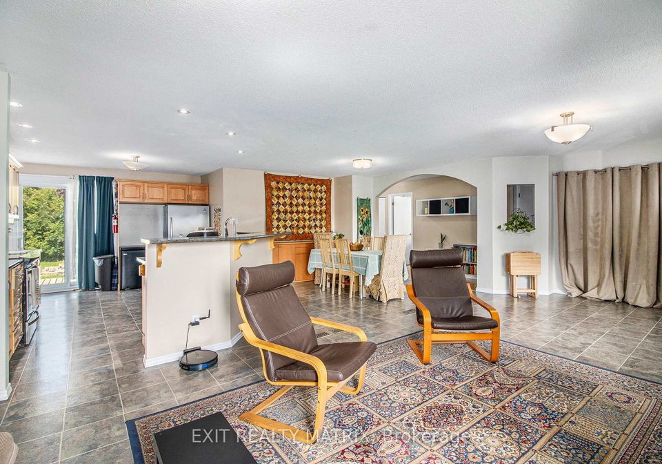 73-george-street-russell-ontario-x12397991