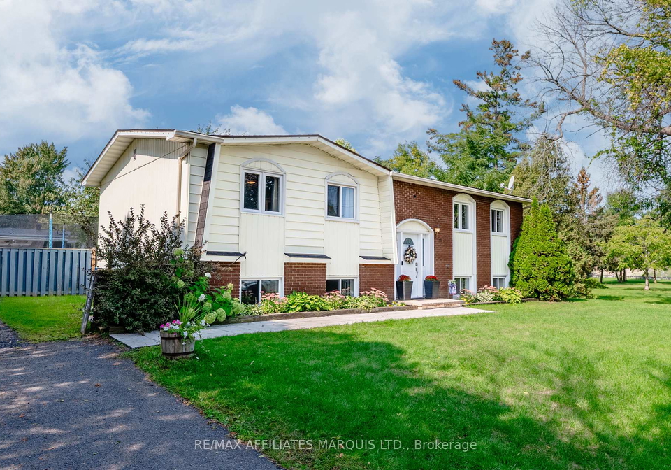 28-broad-street-south-glengarry-ontario-x12398001