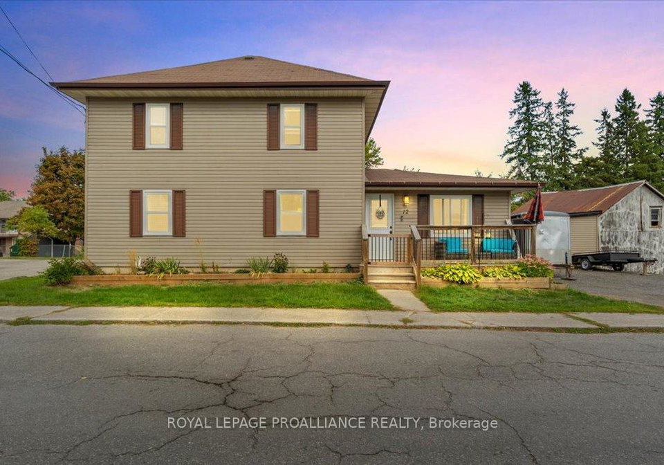 12-scott-avenue-quinte-west-ontario-x12398199