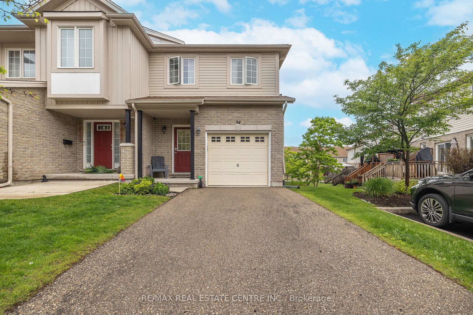 105-pinnacle-drive-kitchener-ontario-x12398204