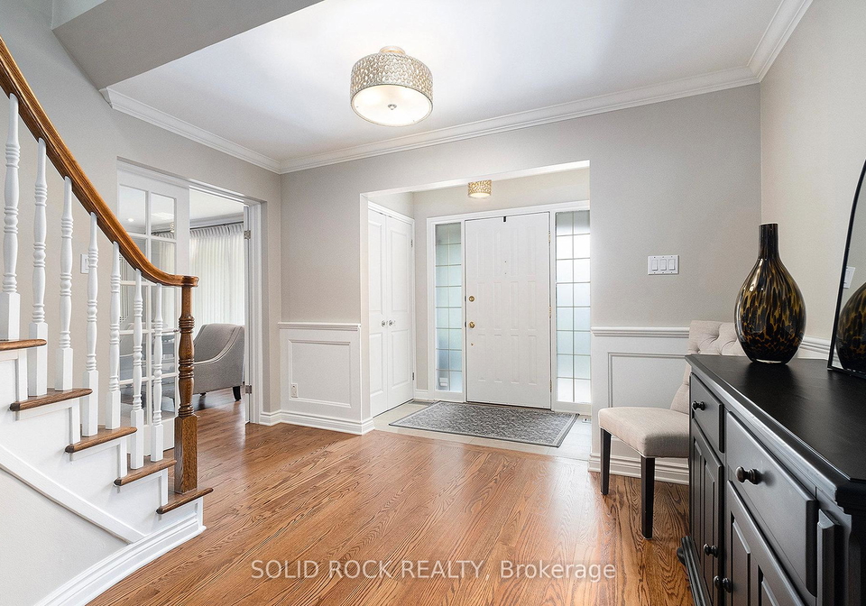 18-falk-avenue-ottawa-ontario-x12398285