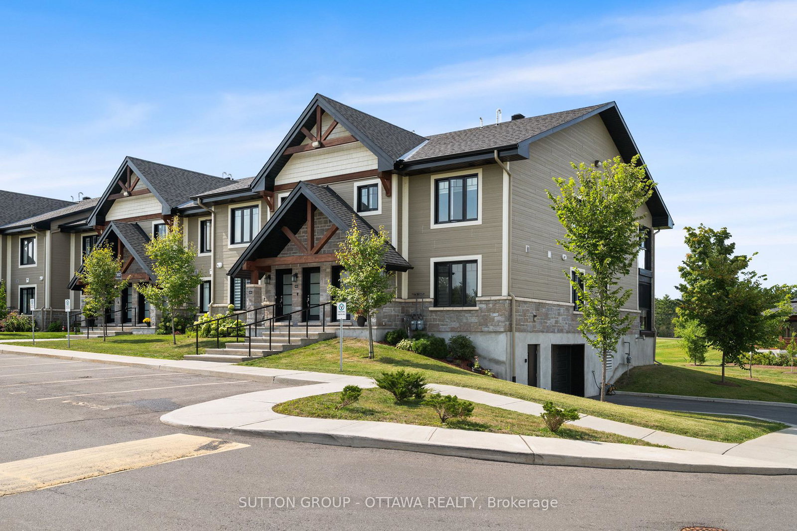 302-masters-lane-clarence-rockland-ontario-x12398337