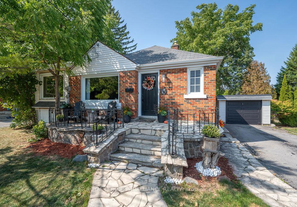 18-reynolds-crescent-belleville-ontario-x12398374