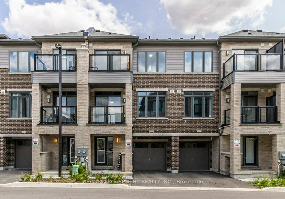 585-colborne-street-w-brantford-ontario-x12398461