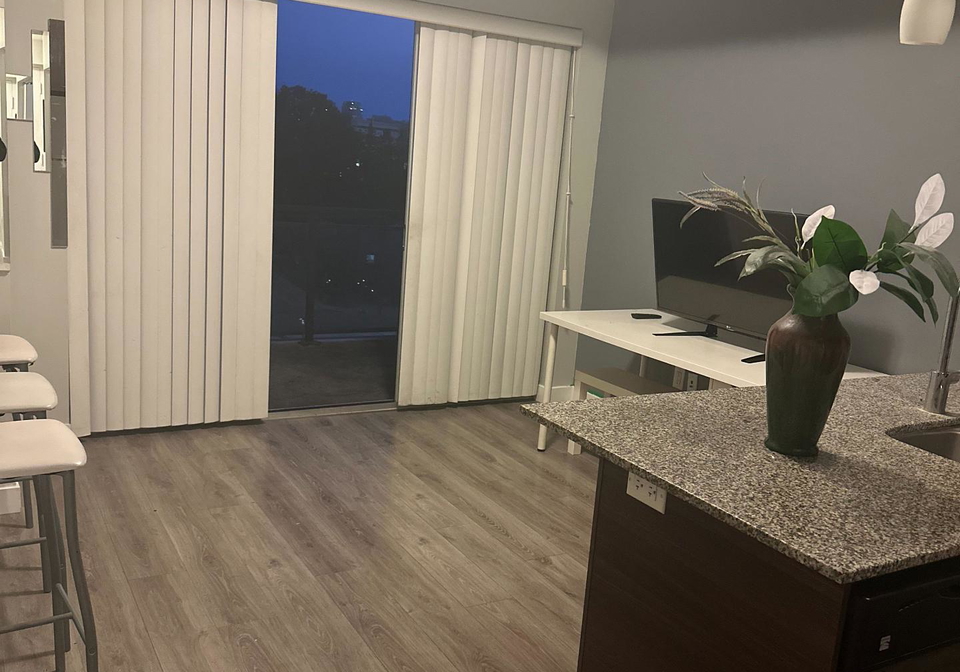 318-spruce-street-waterloo-ontario-x12398587