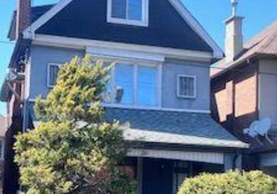 26-wentworth-street-s-hamilton-ontario-x12398588