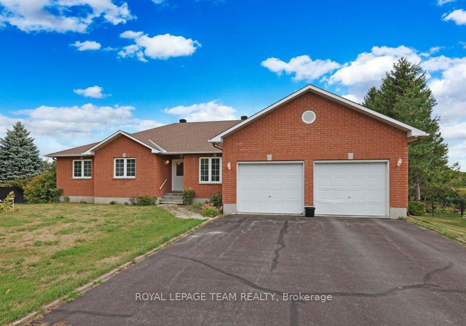 2120-trailwood-drive-ottawa-ontario-x12398651