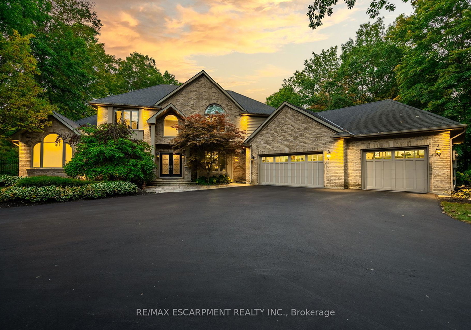 26-parkshore-place-hamilton-ontario-x12398725