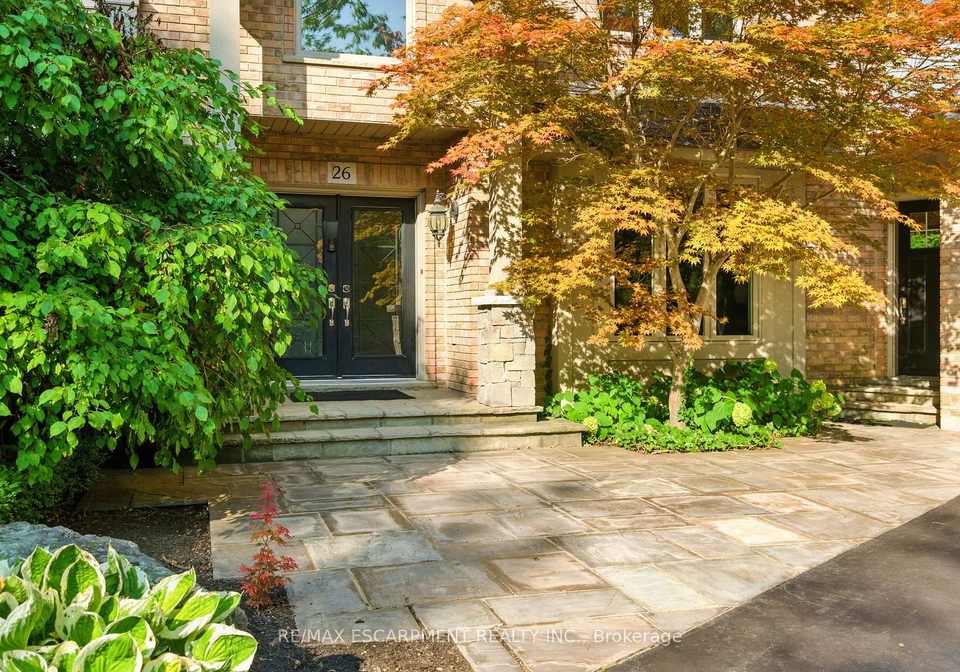 26-parkshore-place-hamilton-ontario-x12398725