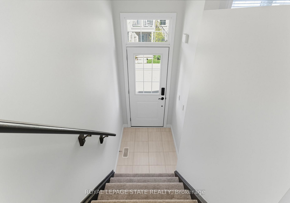10-marr-lane-hamilton-ontario-x12398829