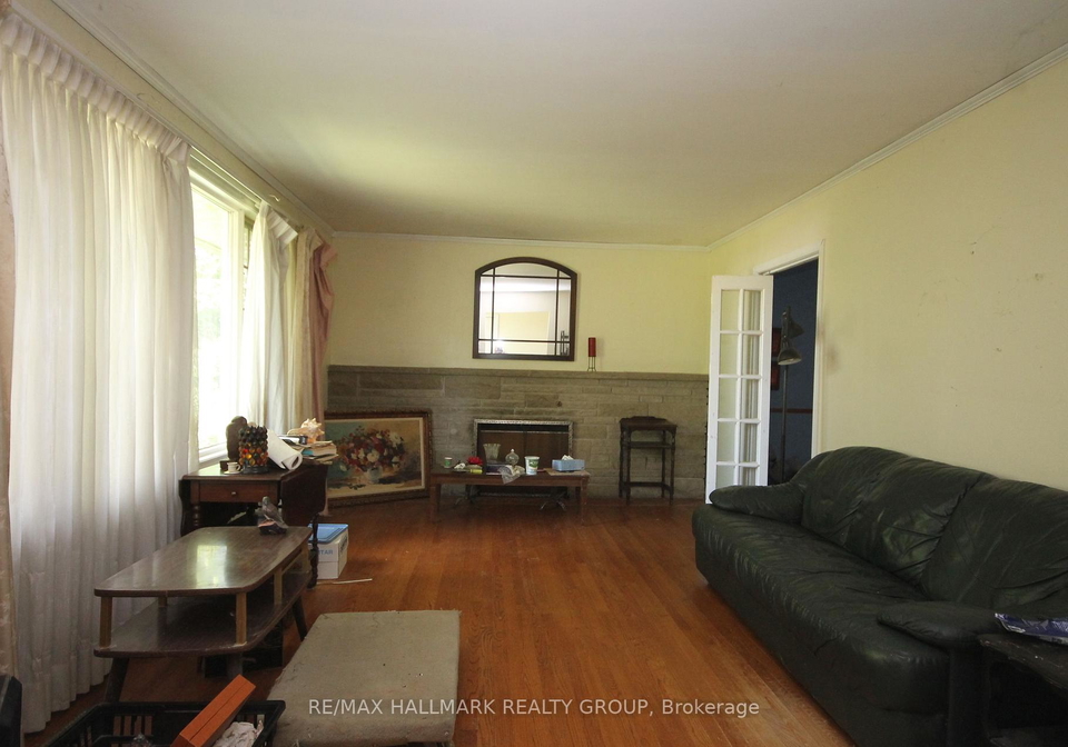 2516-page-road-ottawa-ontario-x12399215
