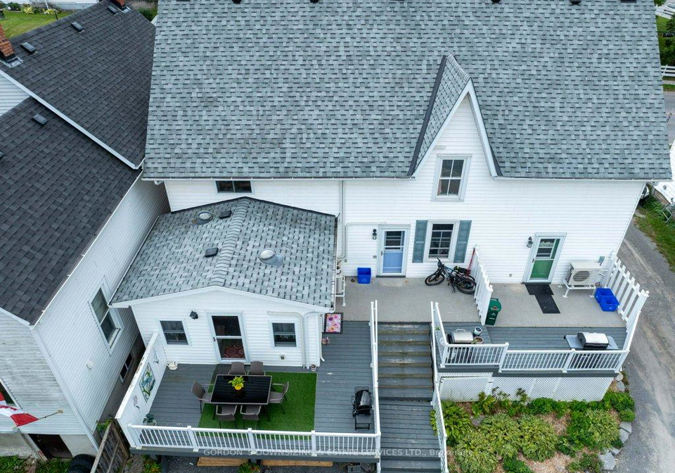 83-union-street-prince-edward-county-ontario-x12399223