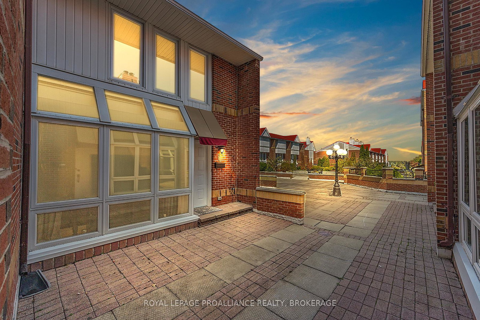 1-place-darmes-kingston-ontario-x12399234