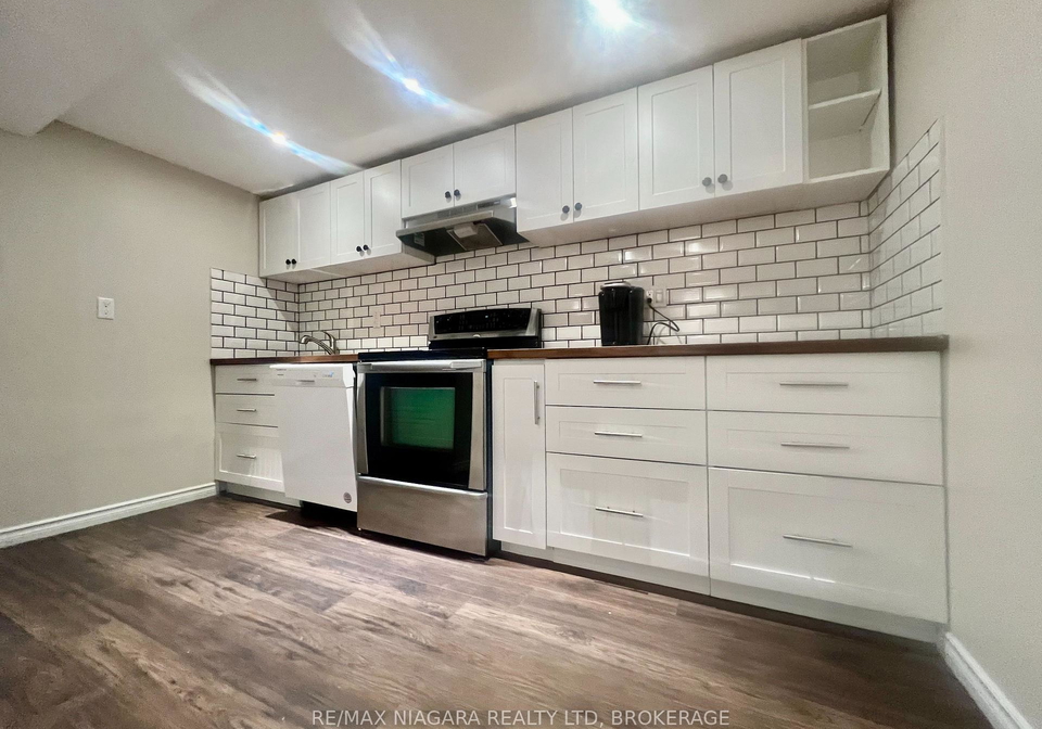 7253-thornhill-crescent-niagara-falls-ontario-x12399500