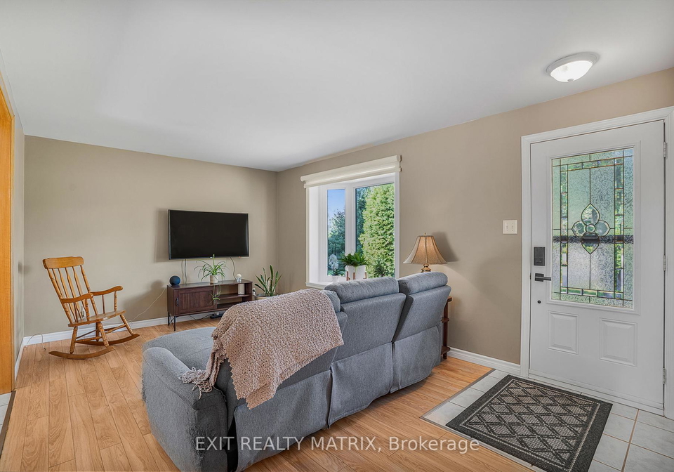 2896-front-road-east-hawkesbury-ontario-x12399503