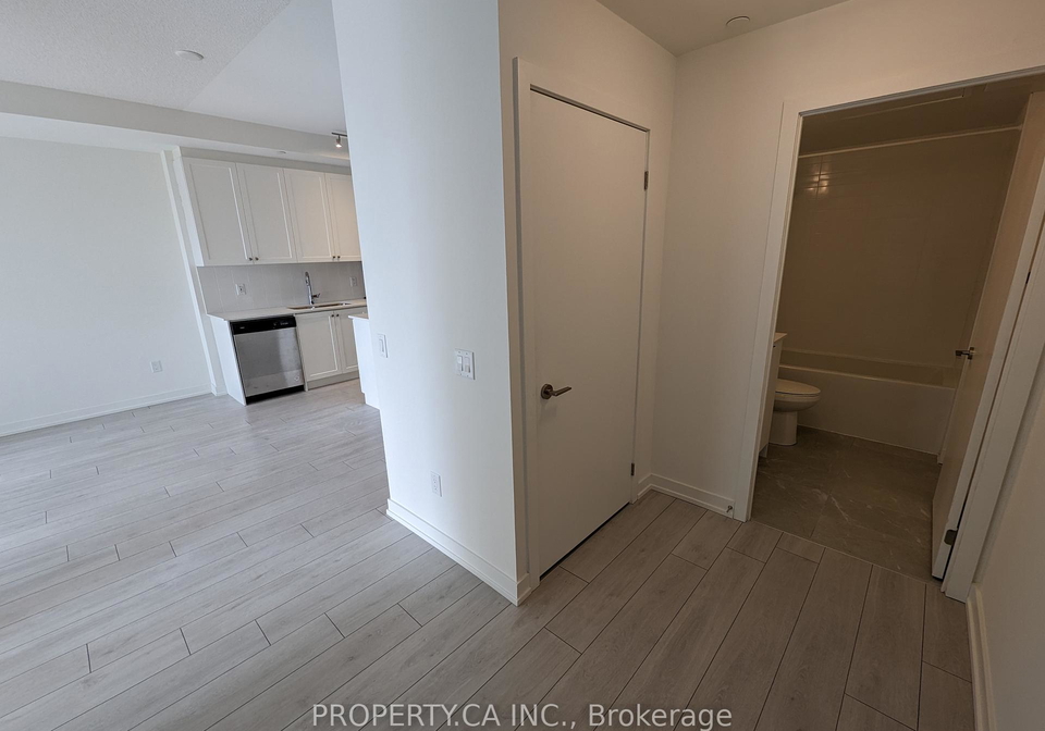 55-duke-street-w-kitchener-ontario-x12399727