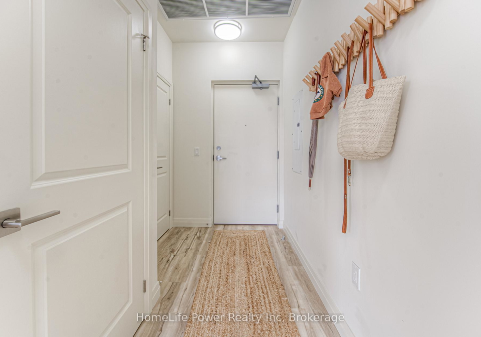 301-westmount-road-kitchener-ontario-x12399741